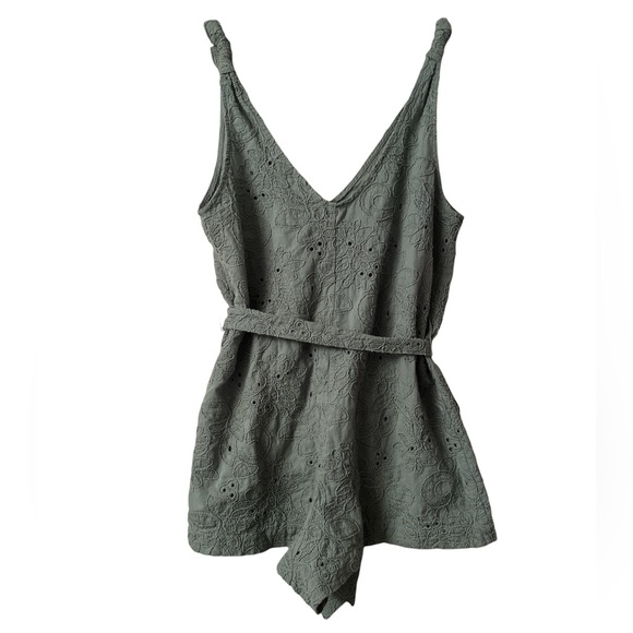 Zara Women’s Mint Green Embroidered Eyelet Romper Size Small - Picture 2 of 7
